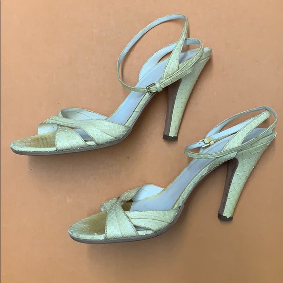 Burberry Yellow Python Slingback Heels - Picture 4 of 17